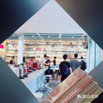 成都本地人必逛书店之韬奋书店