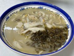 -明呈黄鱼面馆(斜土路店)