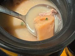 -莲餐厅·湖北菜·潜江小龙虾店(愚园路店)
