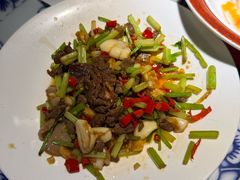 -卢大鲜鱼头捞饭(美利广场店)