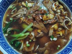 -沪西老弄堂面馆(定西路店)