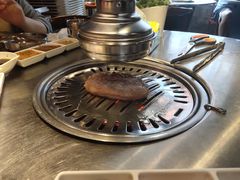超厚五花肉-韩聚屋韩国烤肉餐厅(新北万达店)