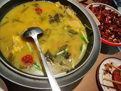 -山城外·非遗酸菜鱼(蜀都万达店)