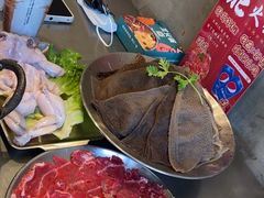 -鹿鸣山草本茶香火锅(园西路店)