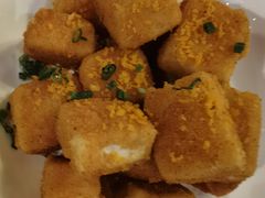 -胡桃里音乐餐厅(陶溪川店)(川湘赣菜·世界百大酒庄直供红酒·音乐表演)