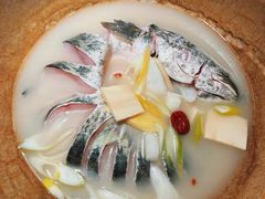 -云南草盖子石锅鱼·创意菜(万达店)