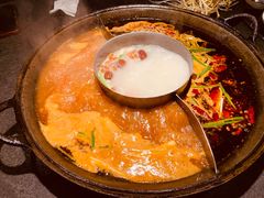-渝涯重庆豆花老火锅(中赢国际店)
