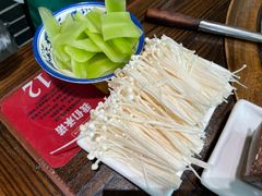 -印象老灶台三下锅·湘西本土原味菜(天门山索道店)