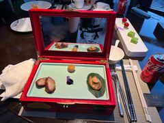 -江上荟·创意中国菜(绿地缤纷城店)
