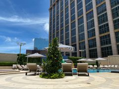 -澳门瑞吉酒店室外泳池