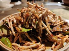 -滇越乘象云南餐厅(豆各庄店)