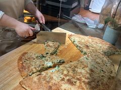 -瑞虹新天地月亮湾