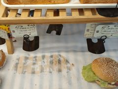 -光明牛奶棚(南泉店)