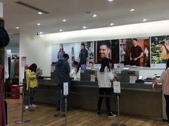 -优衣库(上海虹口龙之梦店)