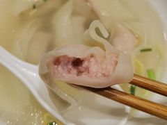 刀鱼馄饨-老半斋(福州路店)