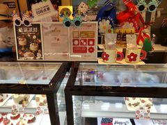 -花花卷卷·鲜食蛋糕(静安久光百货店)