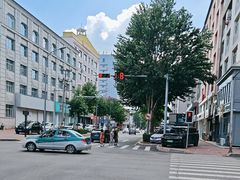 -列娜餐厅