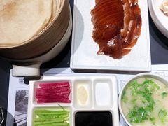 酥不腻烤鸭-小大董·烤鸭(观景餐厅·南京西路店)