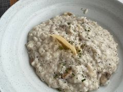 -MONICH牛排融合餐厅(和义大道购物中心店)