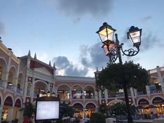 -佛罗伦萨小镇广佛名品奥特莱斯(疏港路店)