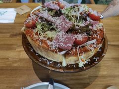 -Dragon Pizza•圆脸龙披萨·牛排餐厅