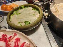 -尚尚仙·酸汤猪手·猪肚鸡火锅(华联万柳购物中心店)