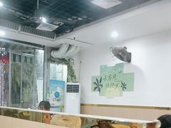 -老何家后安粉·糟粕醋海鲜火锅(三亚湾椰梦长廊店)