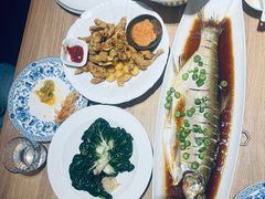 -连鹭海鲜·海肠捞饭·海胆饭(星海店)