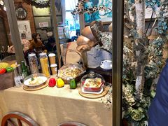 -玛格萝妮(汇智国际商业中心店)