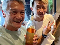 -wineapp葡萄酒餐吧(外滩金融中心店)