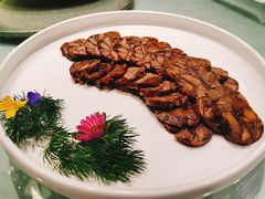 酱牛肉-老牌坊鲁菜名店(美莲广场店)