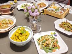 -鸿星花园酒家(银亿家园店)