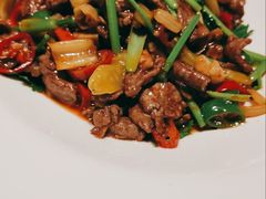 小炒大南门黄牛肉-山里亲戚(淞虹路店)