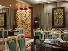 大堂-广州中心皇冠假日酒店·百粤楼