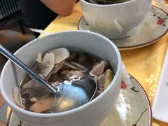 金银花炖猪肺汤-海鲜街菜馆(海珠南路店)