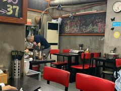 大堂-丽影重庆小面(定西路店)