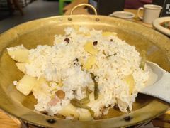 -郑件洋芋饭庄