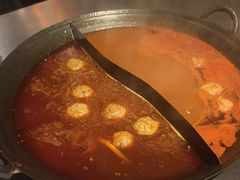 -鹿鸣山草本茶香火锅(园西路店)