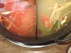 -巴卤社老火锅(财富店)