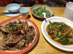 -有红鸡毛店·川菜(建设路店)