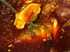 -肖肖酸萝卜鱼火锅(总店)