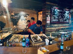 -斯普汇生蚝牛排馆(中骏世界城店)