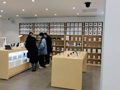 -华为授权体验店(万航渡路)
