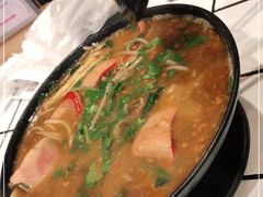 -肥汁米蘭香港米线(长宁来福士店)