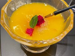 -鼎泰亨·海鲜牛肉餐厅(滨江店)