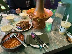 土司铜锅油焖鸡-浩海火烧云傣家菜(京广店)