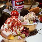 不允许还有任何人没吃过螺蛳粉火锅好嘛！！