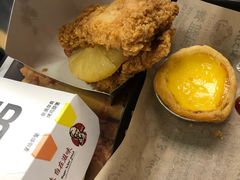 培根鸡腿重磅肉霸堡-肯德基(蓝桥店)