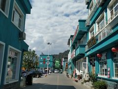 -百里峡七彩艺术小镇