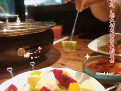 -明洞阿姨·韩式酱蟹烤肉·创意料理(三元桥店)